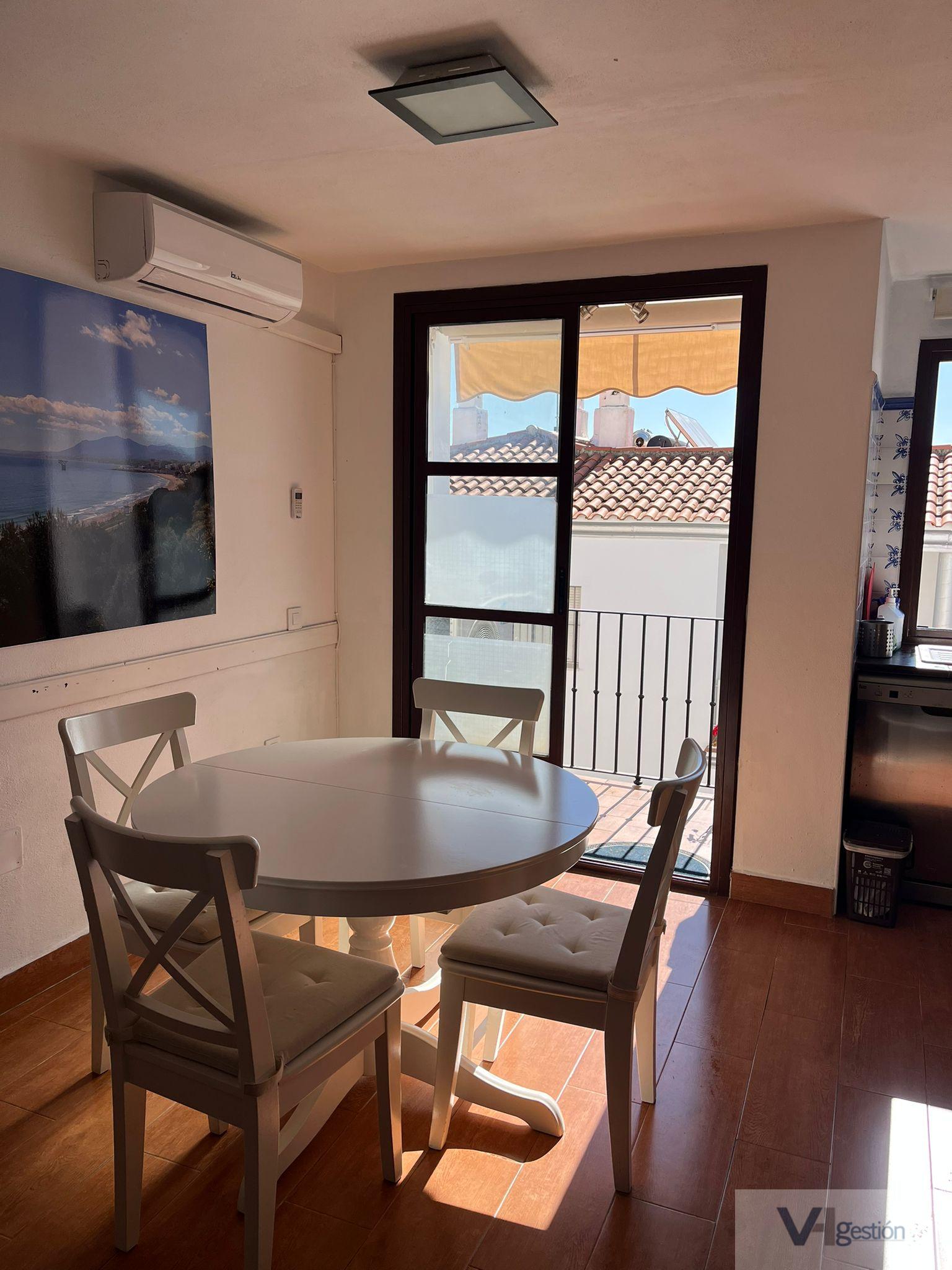 For sale of house in Villamartín