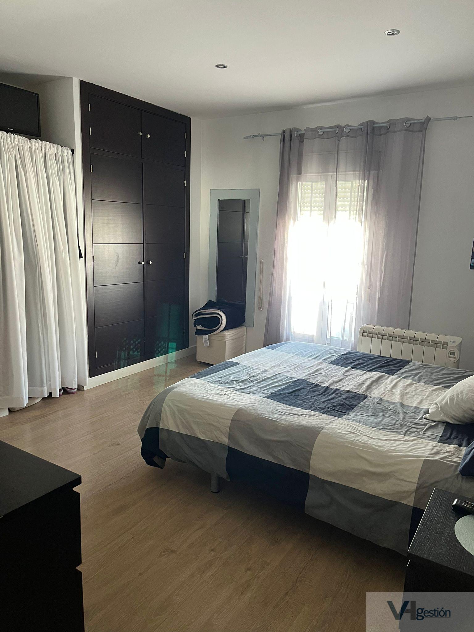 For sale of house in Villamartín