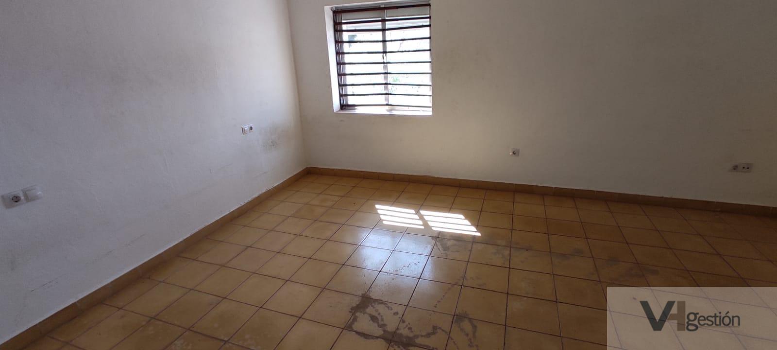 For sale of house in Algar