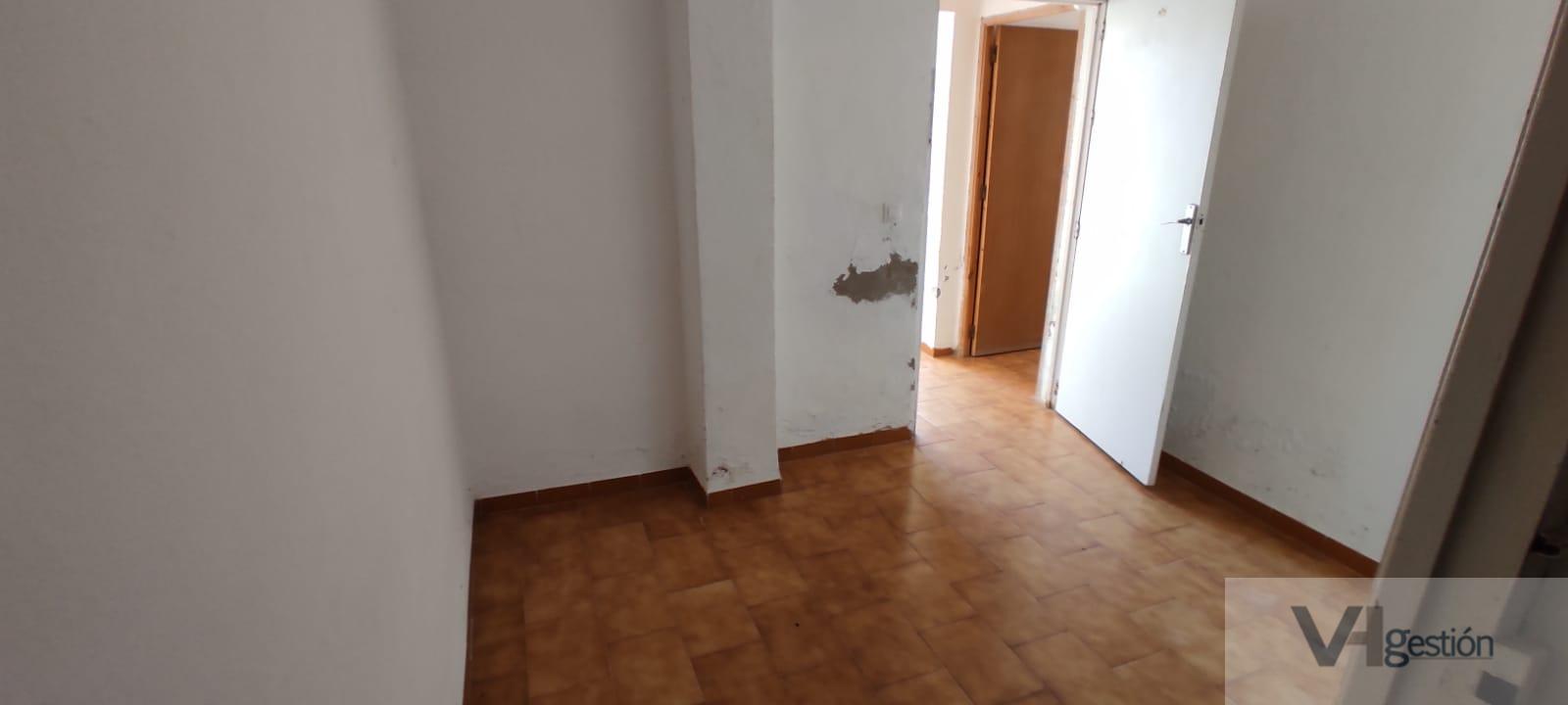 For sale of house in Algar