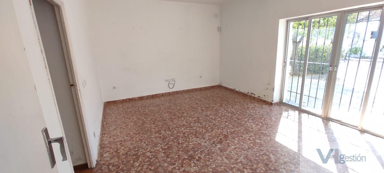 For sale of house in Algar