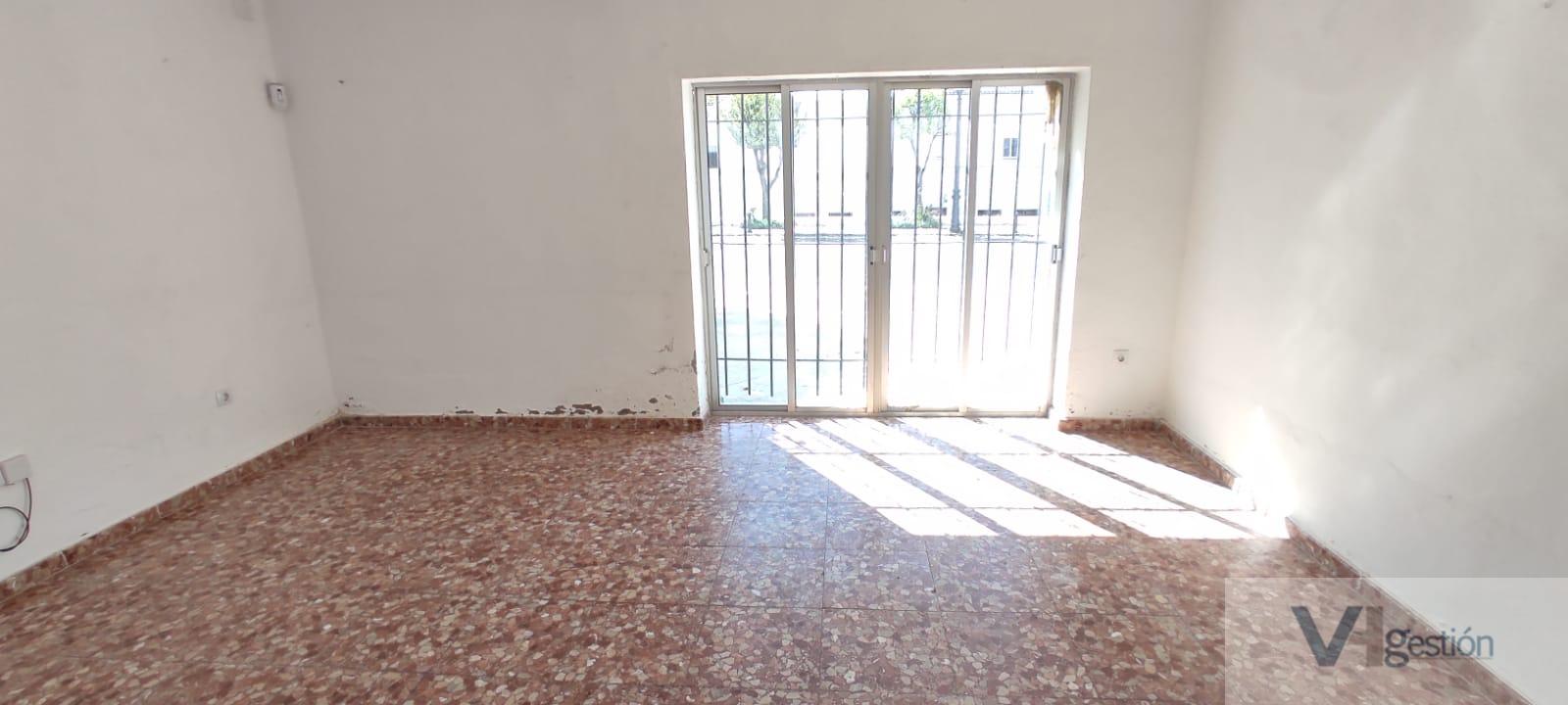 For sale of house in Algar