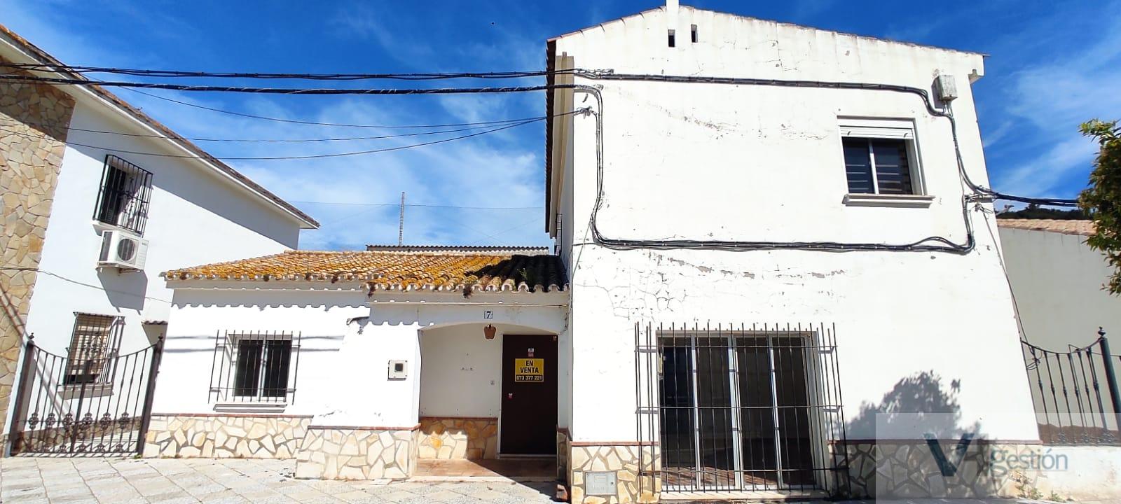 For sale of house in Algar