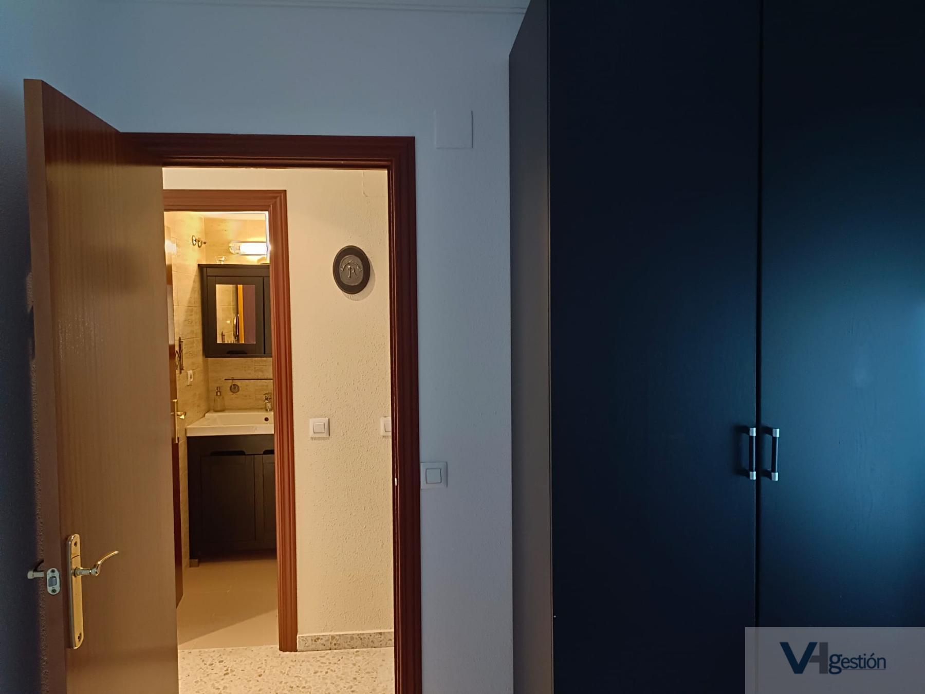 For sale of flat in Villamartín