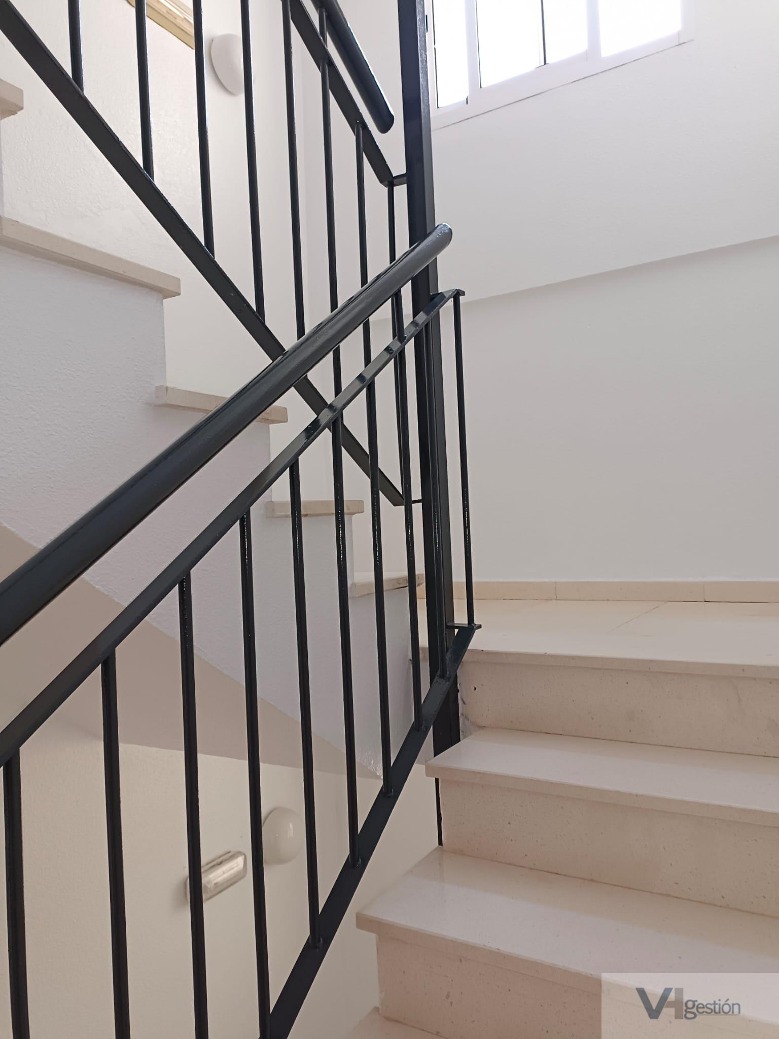 For sale of flat in Villamartín