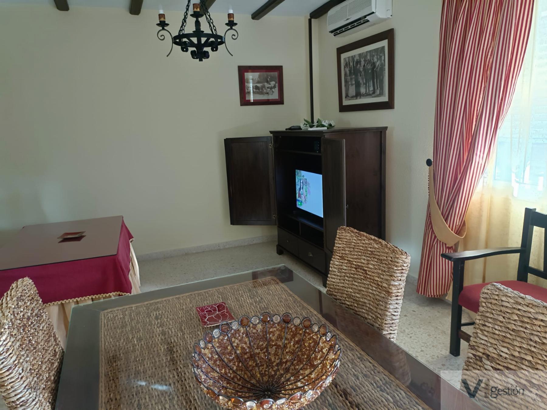 For sale of flat in Villamartín