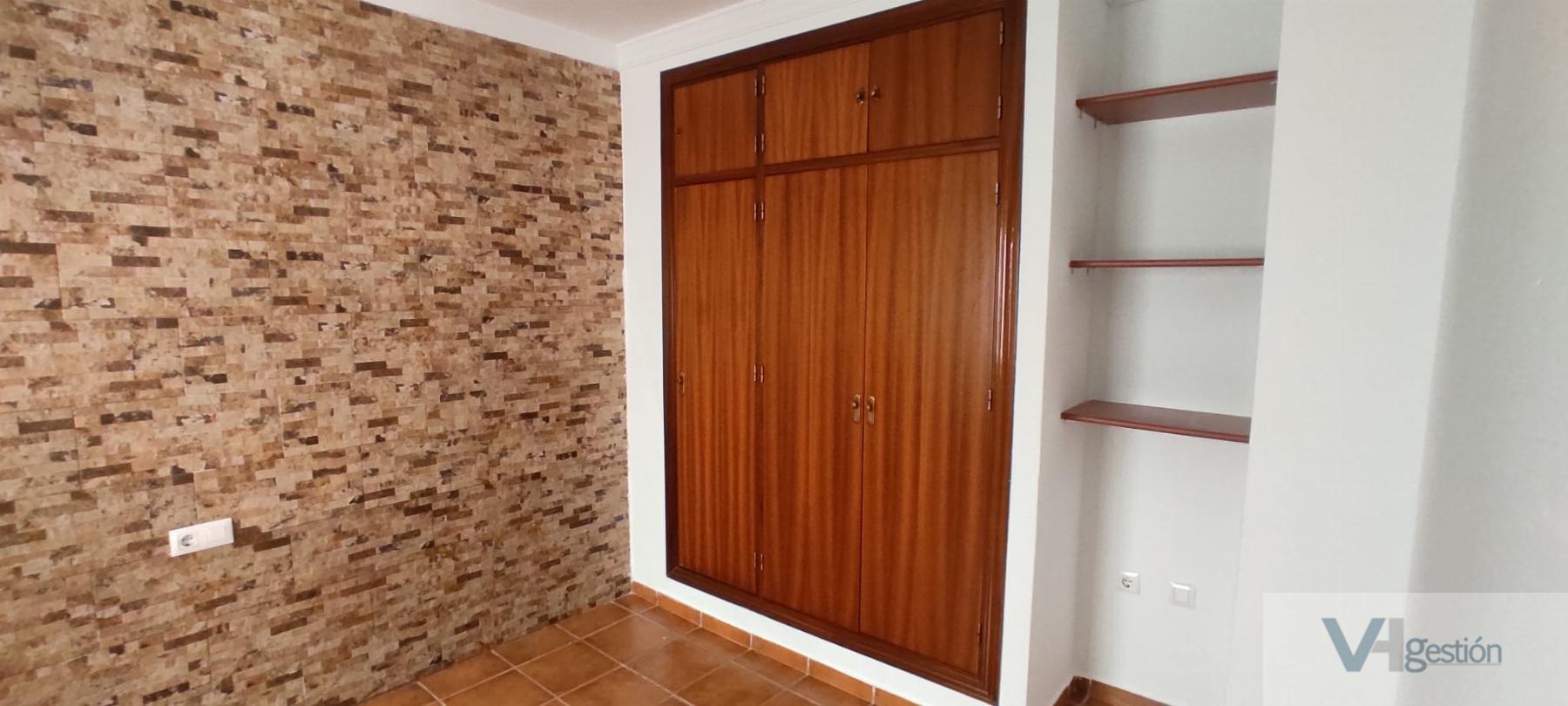 For sale of house in Bornos