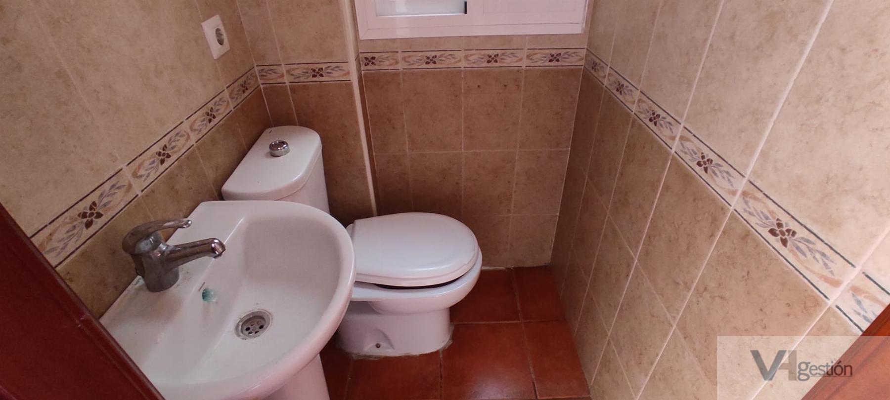 For sale of house in Bornos