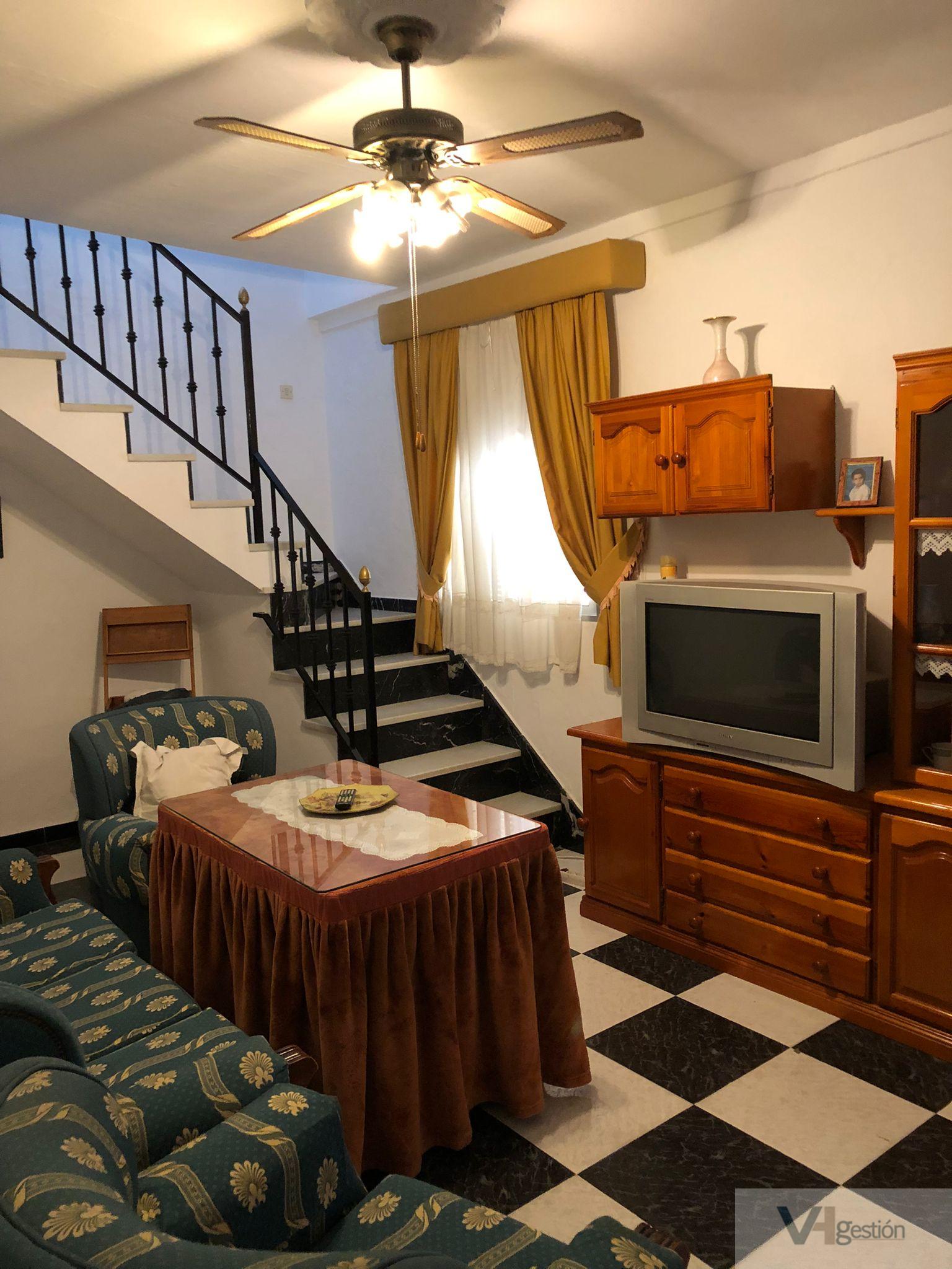 For sale of house in Villamartín