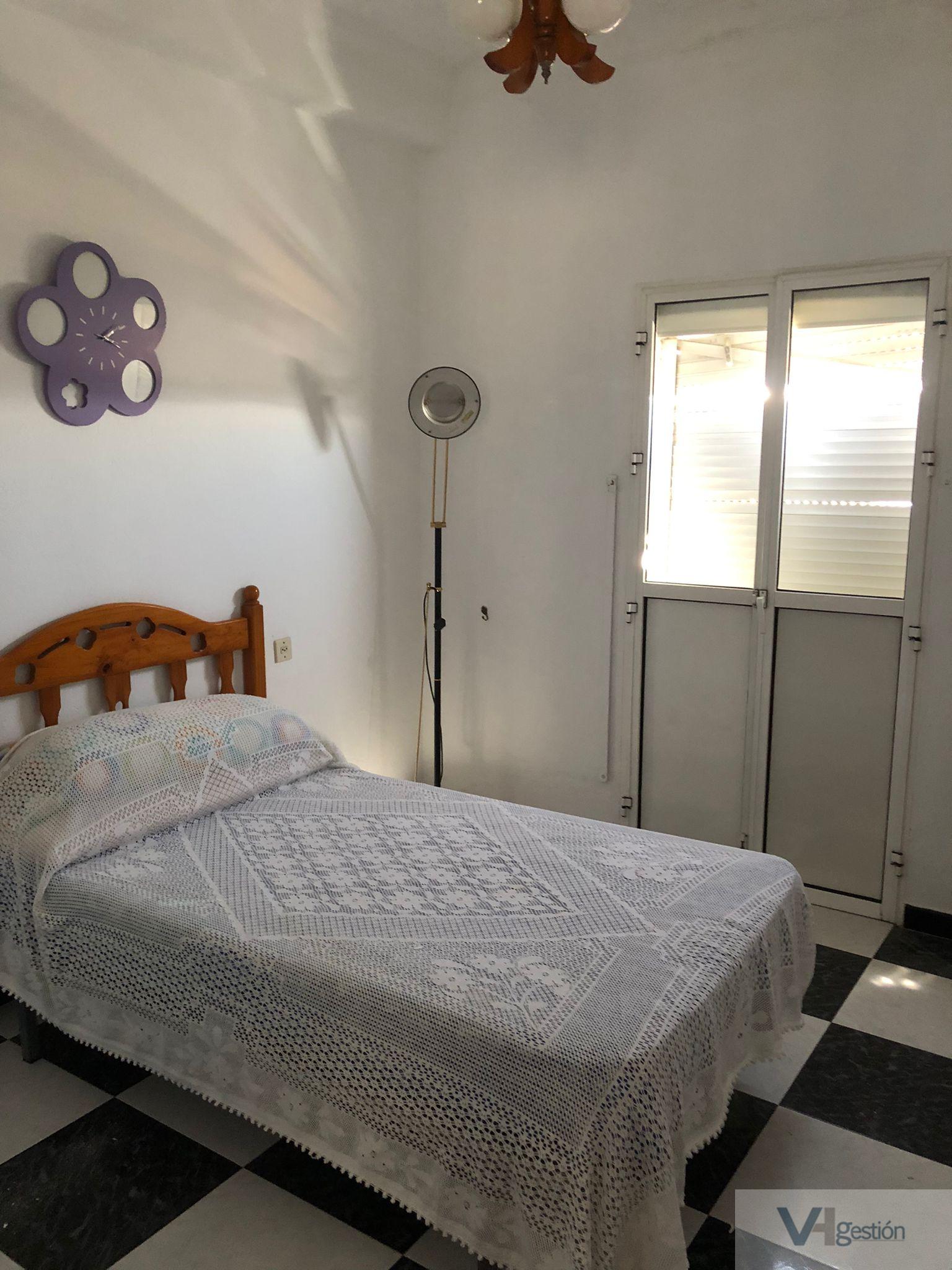 For sale of house in Villamartín