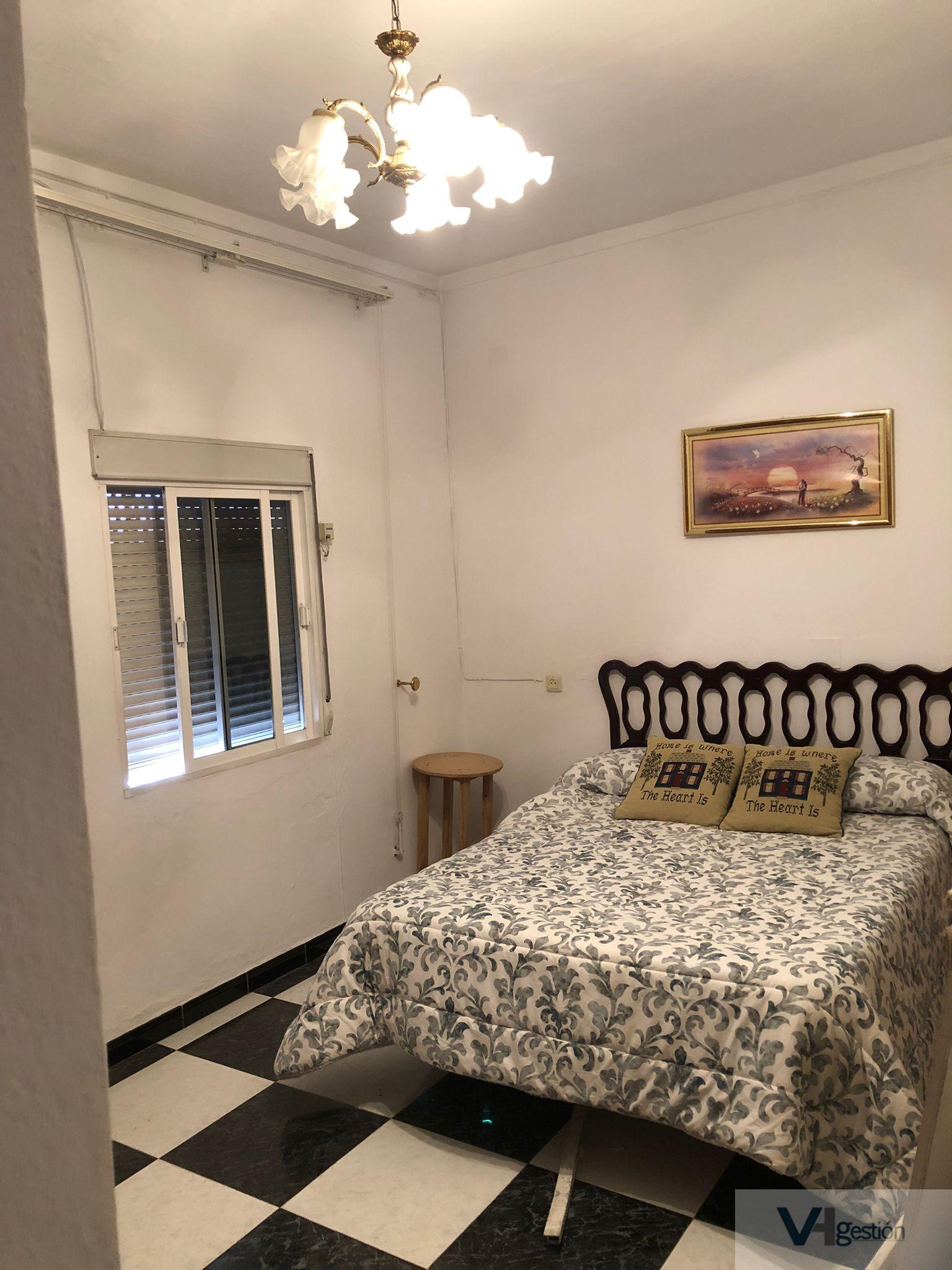 For sale of house in Villamartín