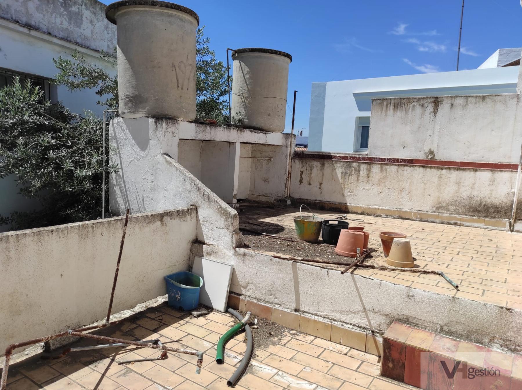 For sale of house in Villamartín