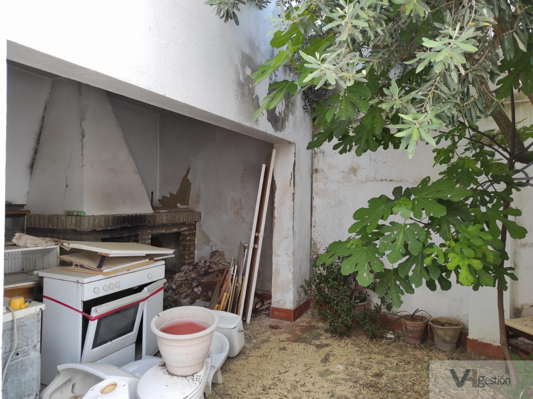 For sale of house in Villamartín