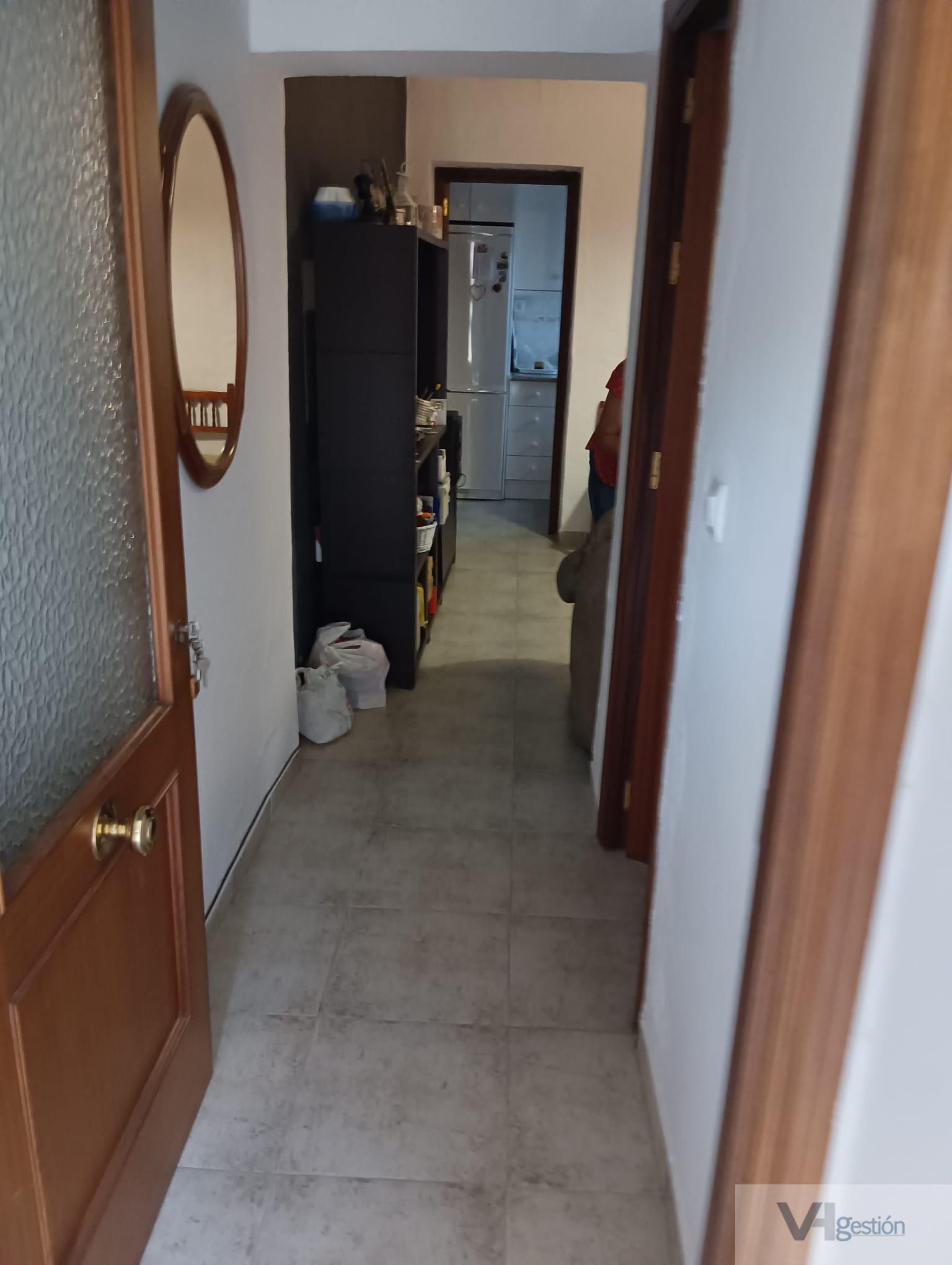 For sale of house in Villamartín