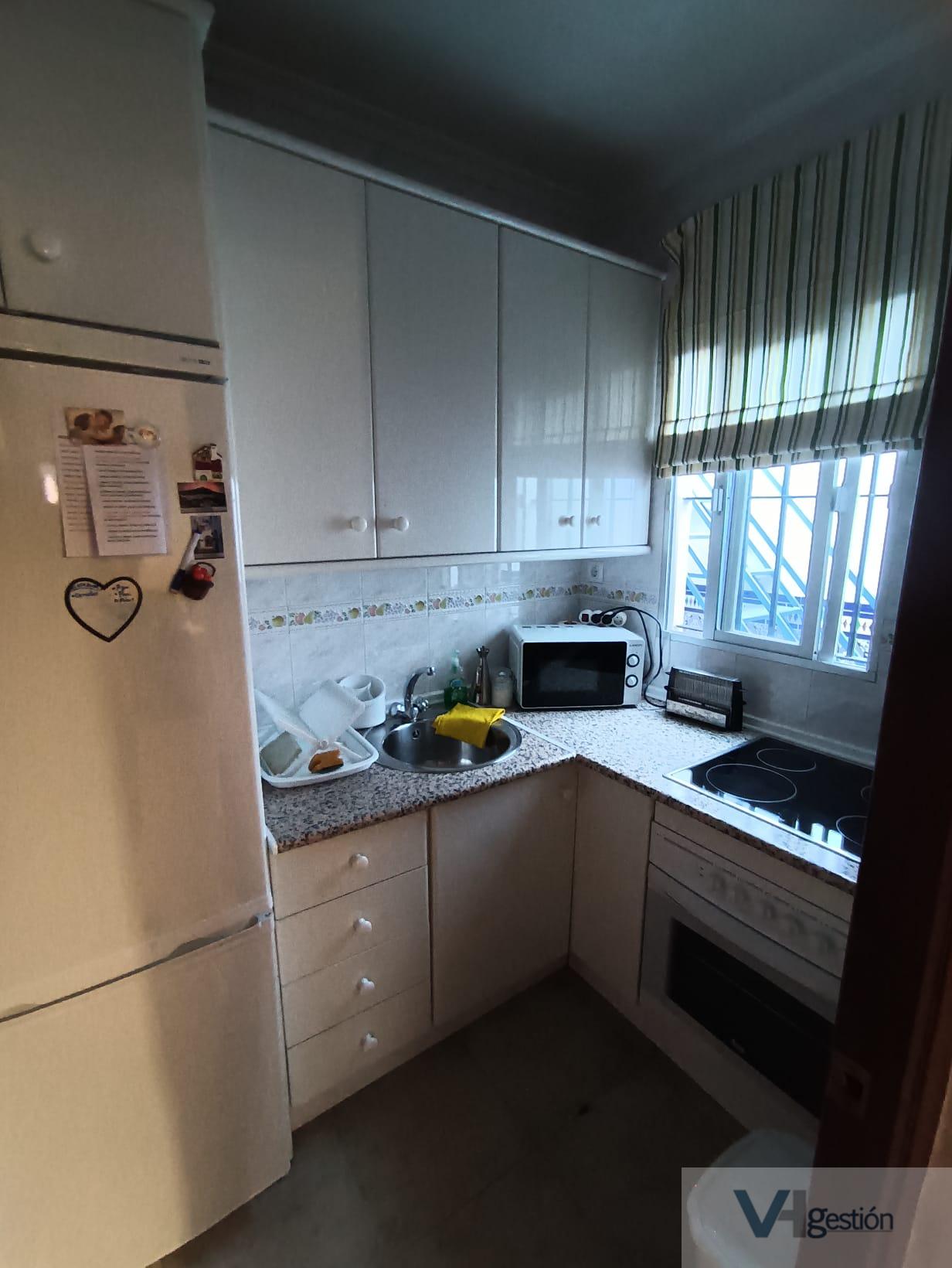 For sale of house in Villamartín