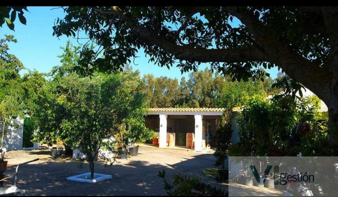 For sale of rural property in Villamartín
