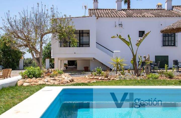 For sale of rural property in Villamartín