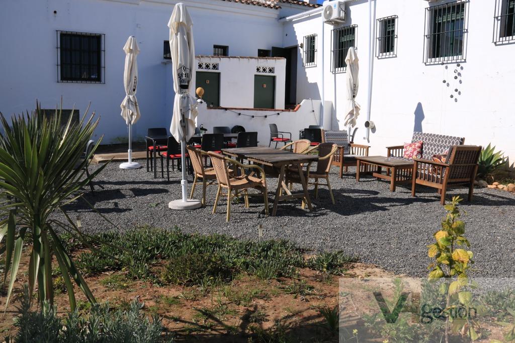For sale of rural property in Villamartín