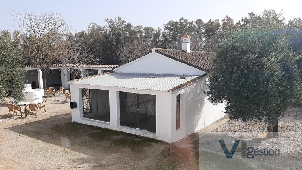 For sale of rural property in Villamartín