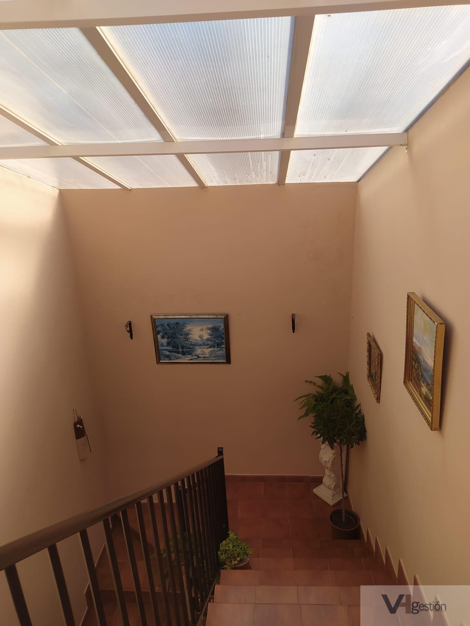 For sale of house in Villamartín