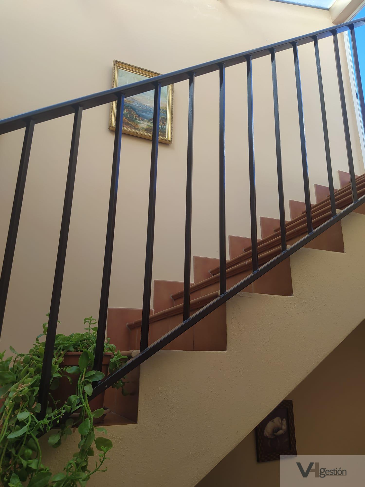 For sale of house in Villamartín