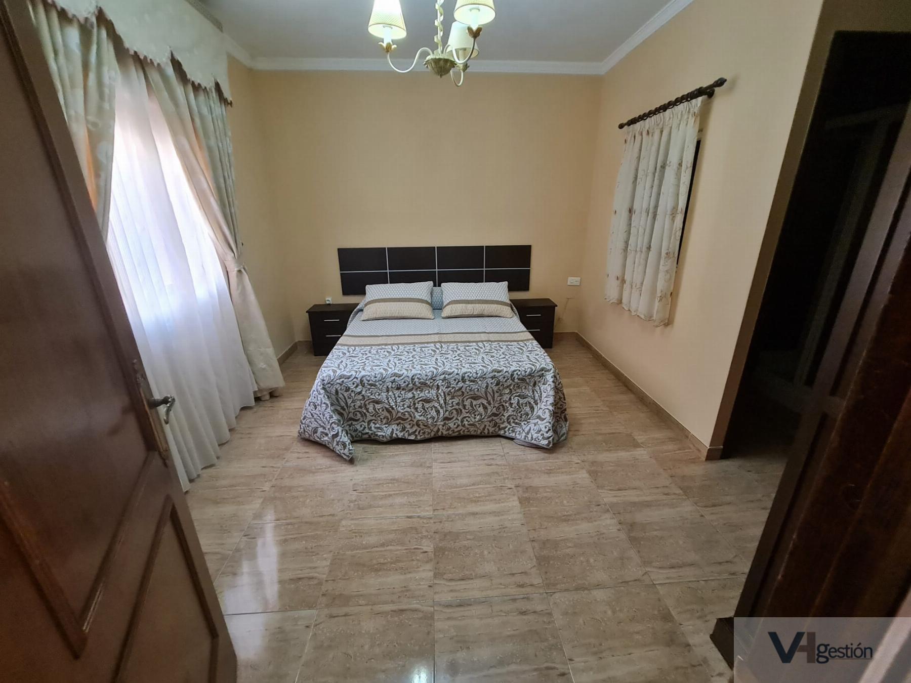 For sale of house in Villamartín