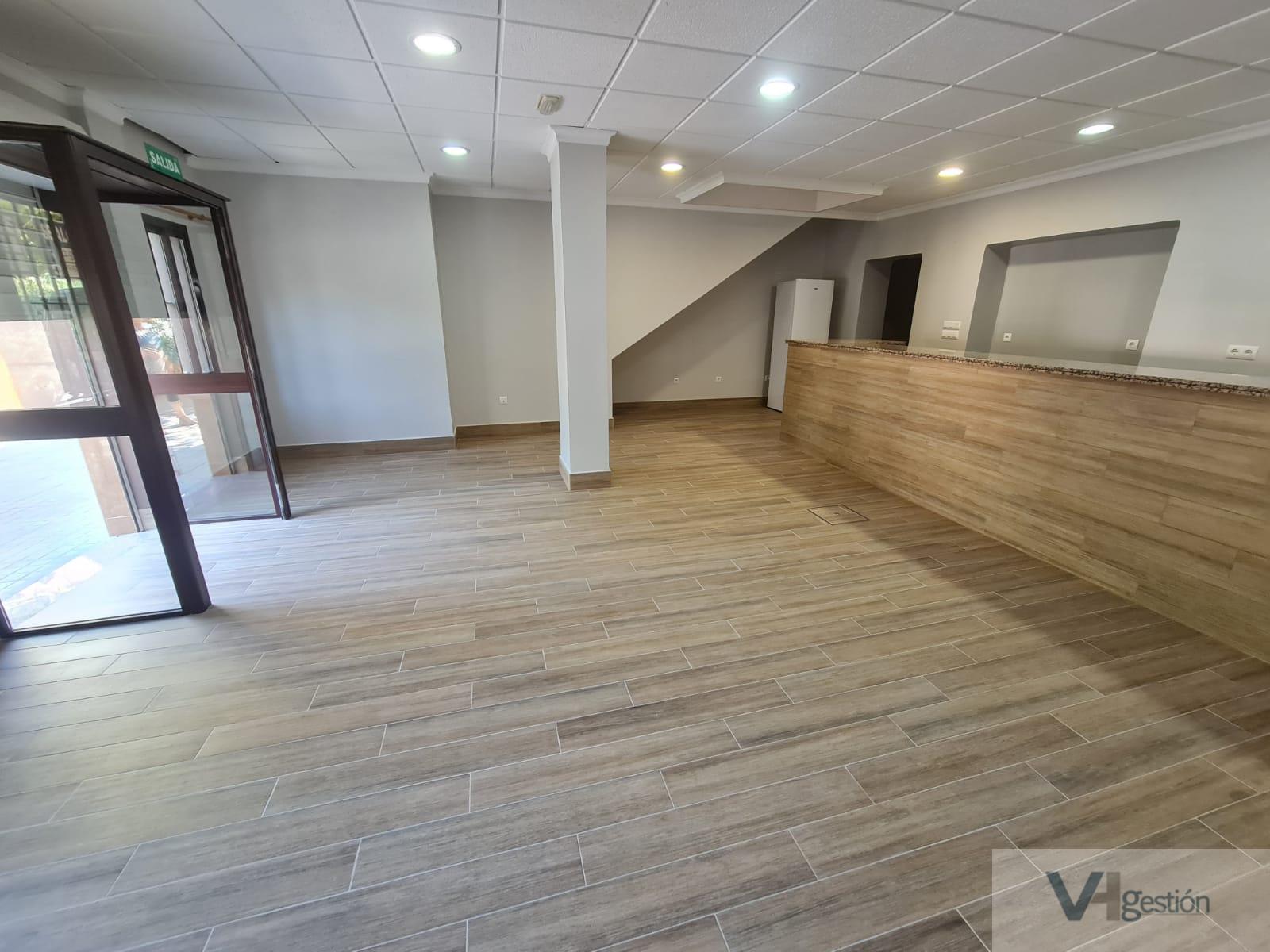 For sale of house in Villamartín