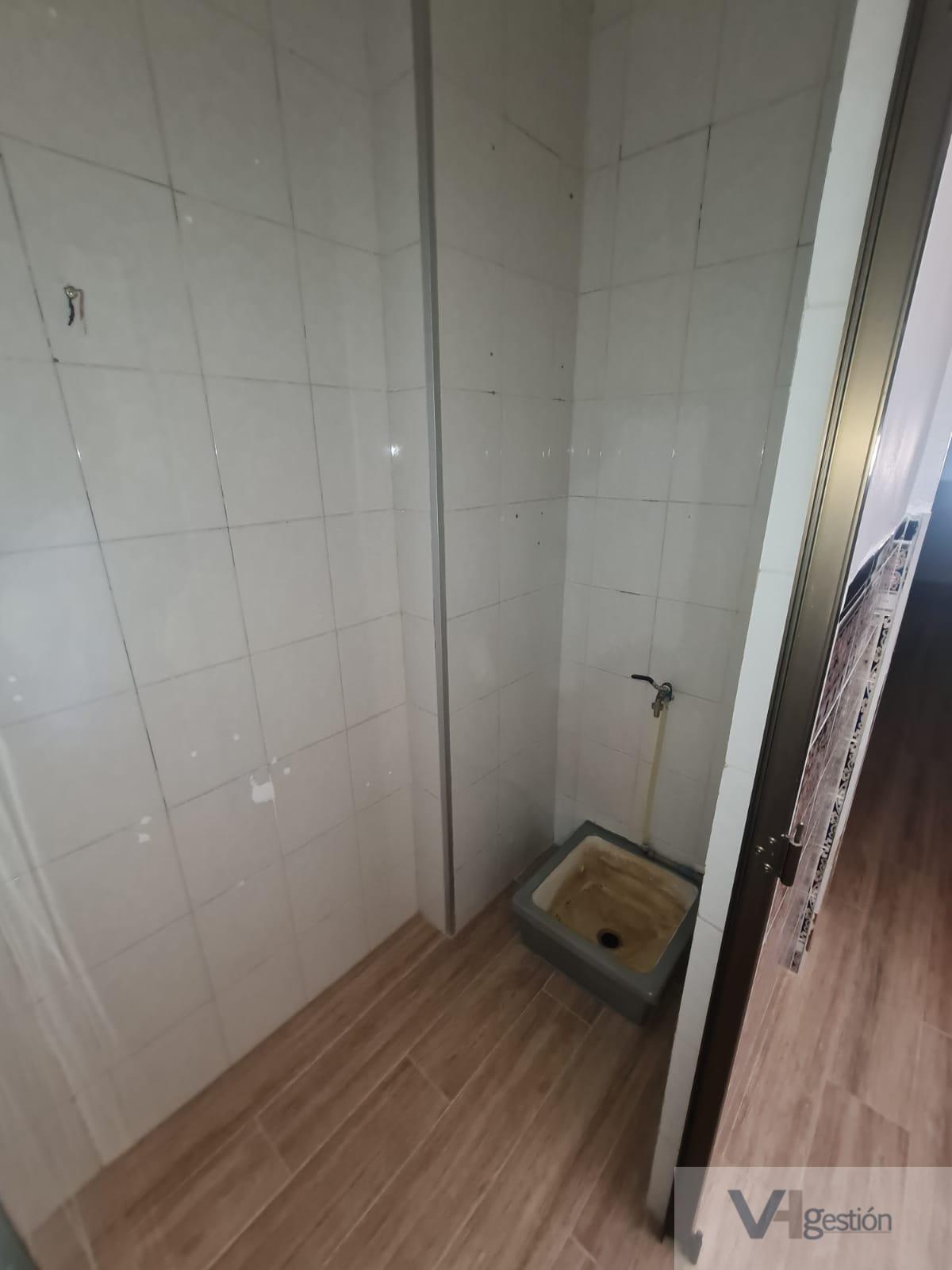 For sale of house in Villamartín
