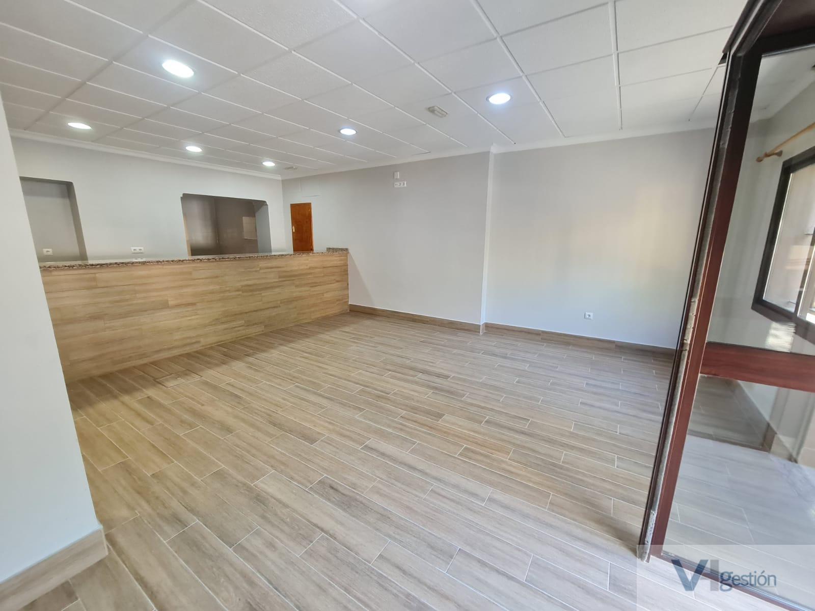 For sale of house in Villamartín