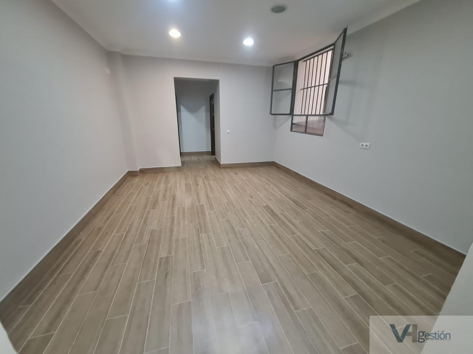 For sale of house in Villamartín