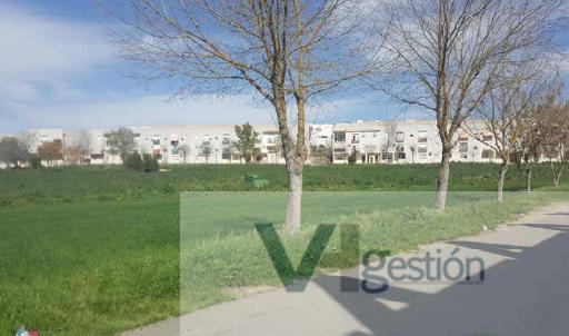 Venta de terreno en Villamartín