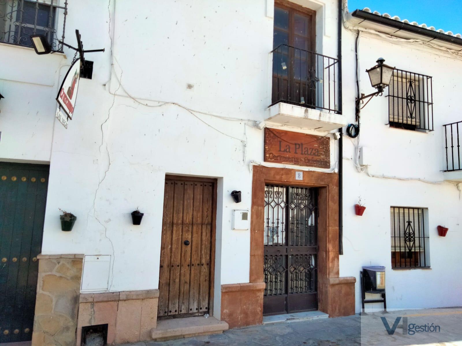 For sale of house in Benaocaz