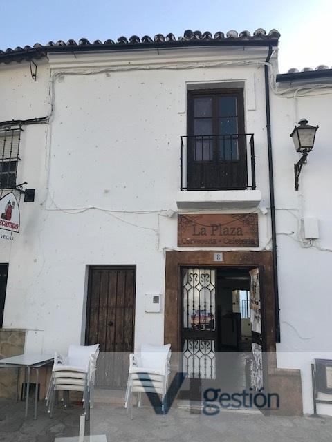 For sale of house in Benaocaz