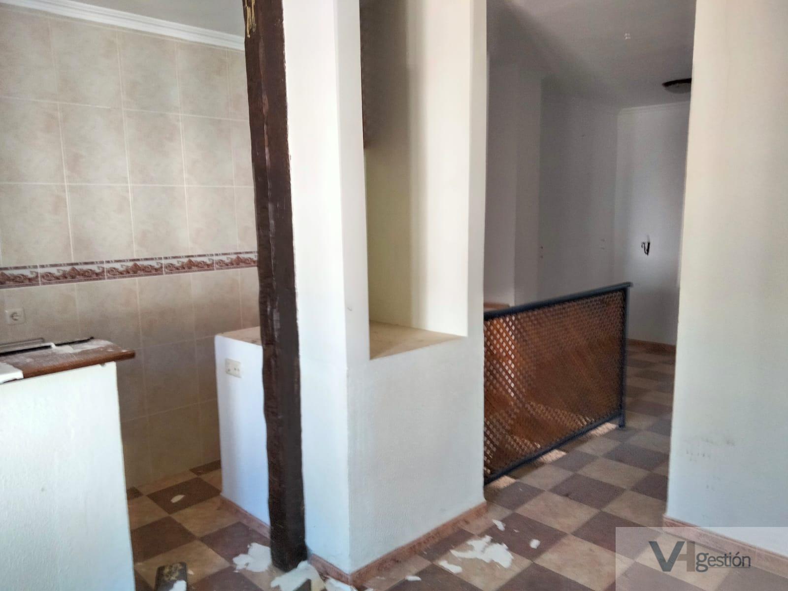 For sale of house in Benaocaz