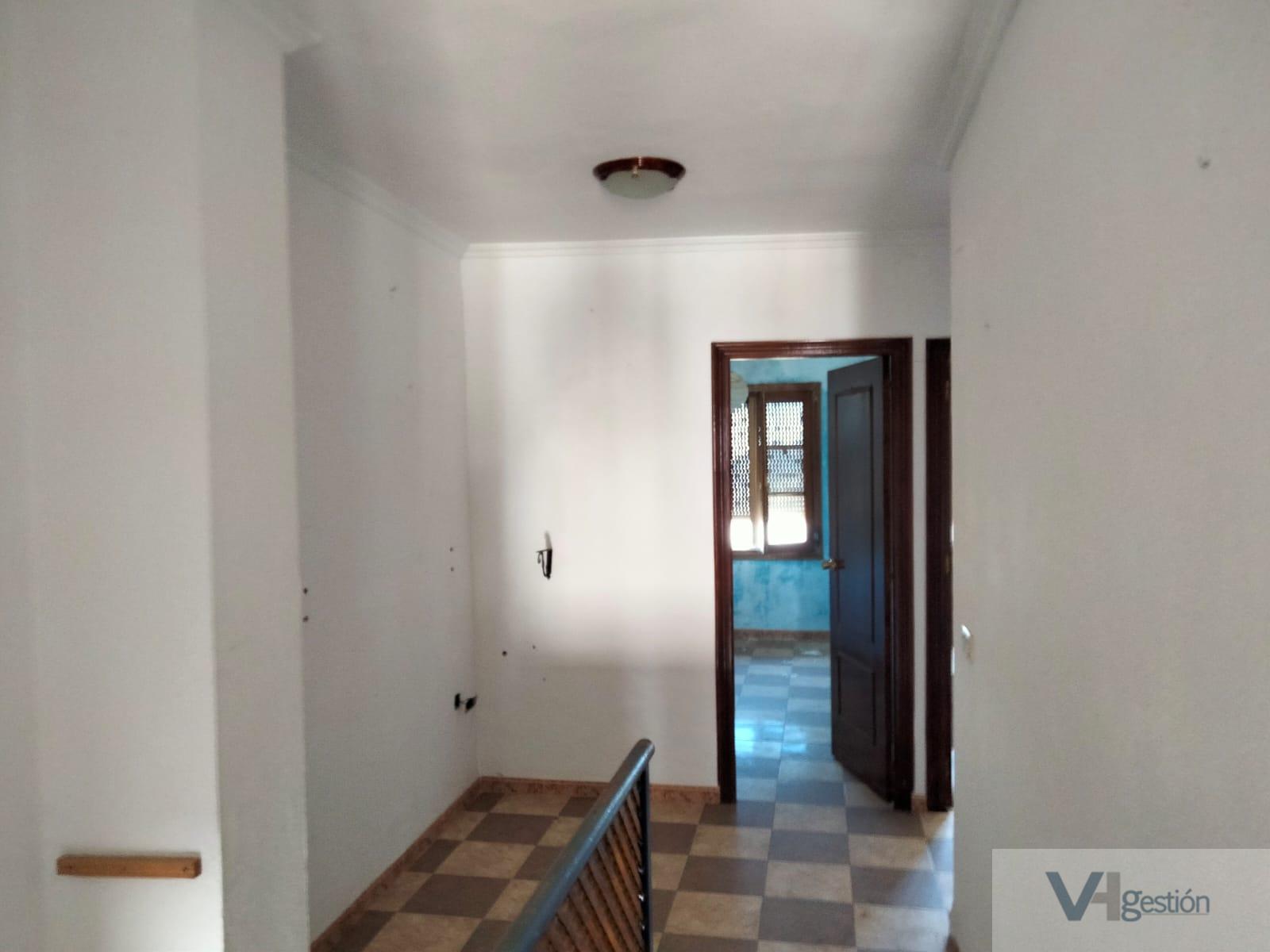 For sale of house in Benaocaz