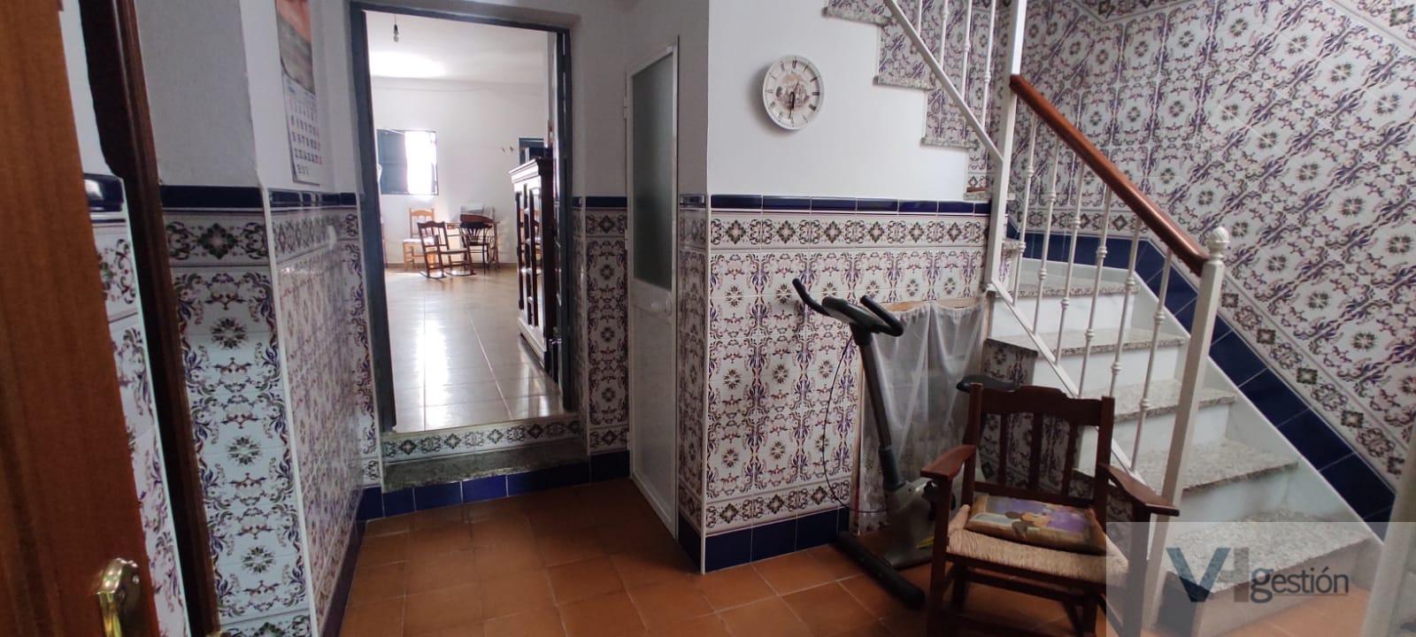 For sale of house in Villamartín