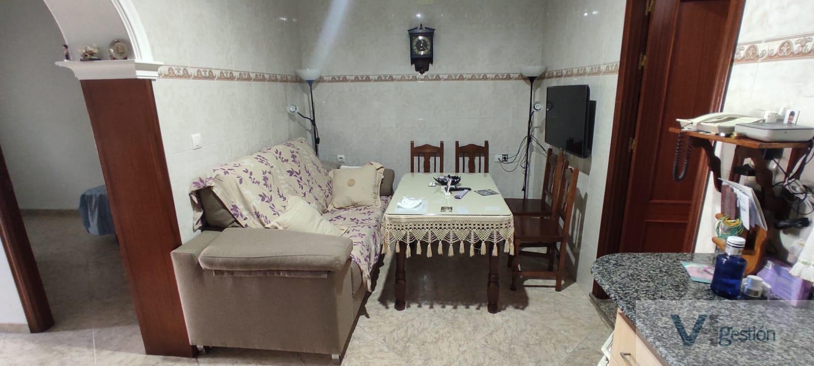 For sale of house in Villamartín