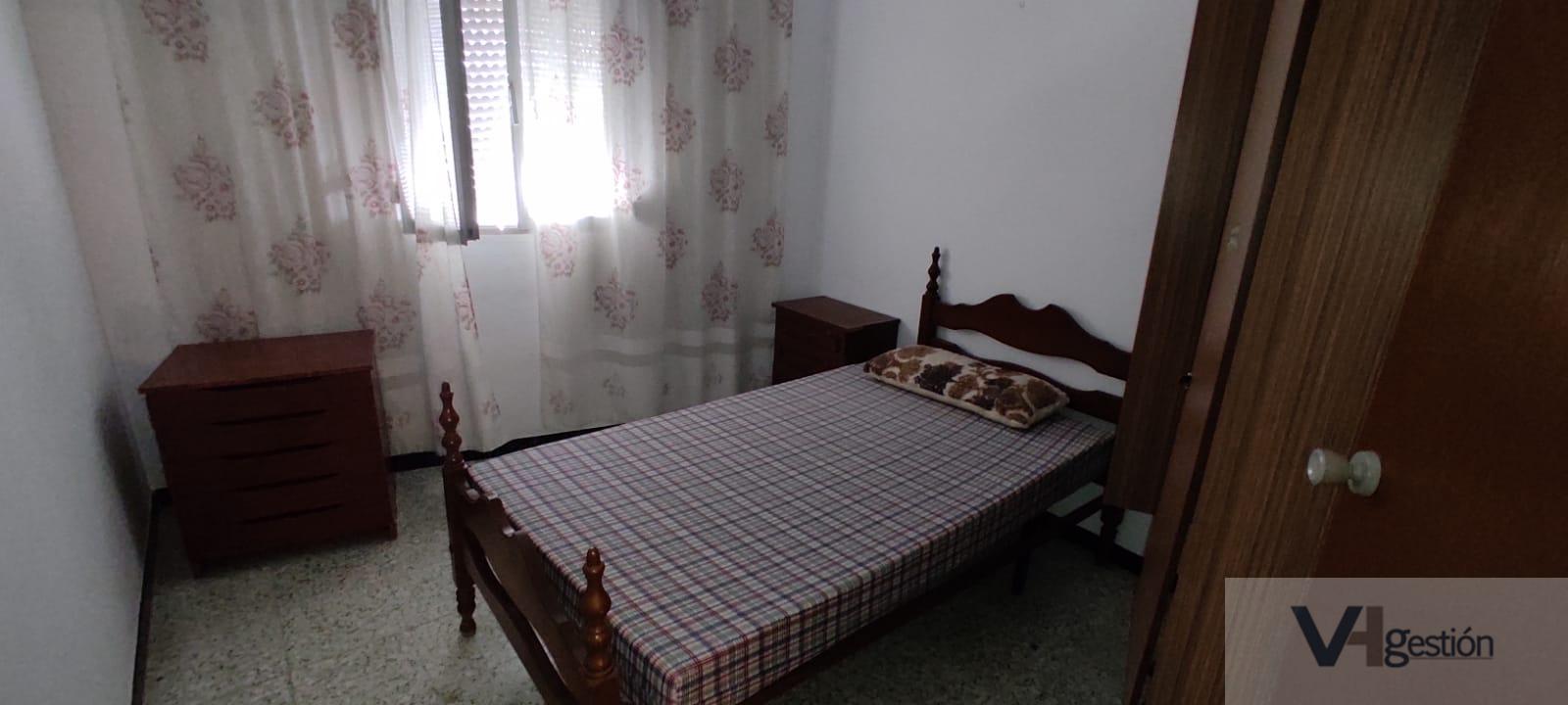 For sale of house in Villamartín