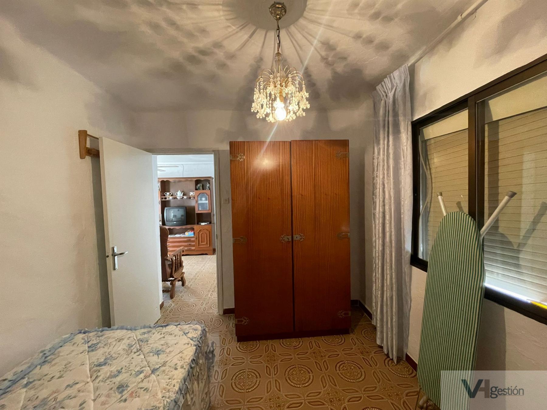 For sale of flat in Villamartín