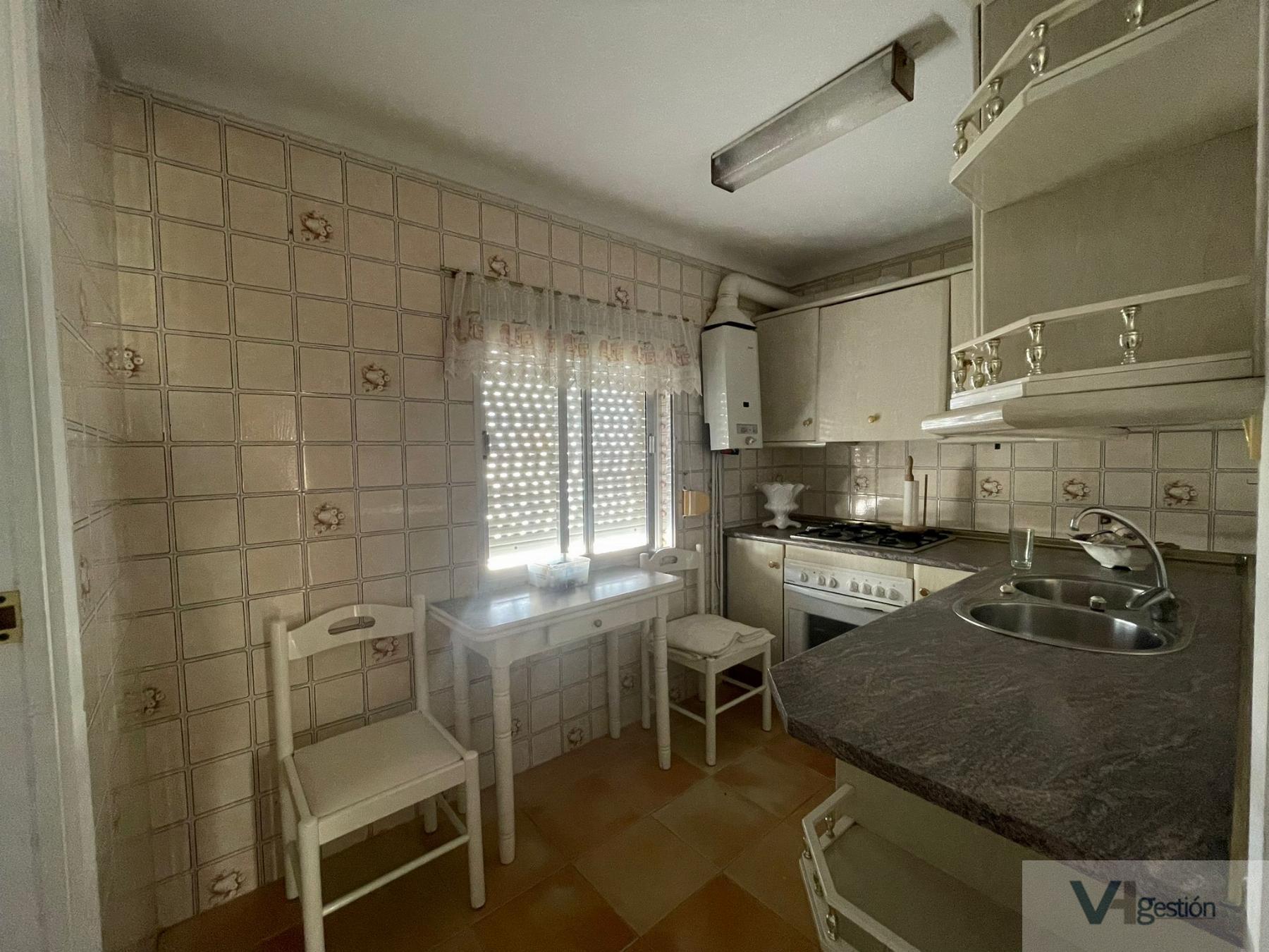 For sale of flat in Villamartín