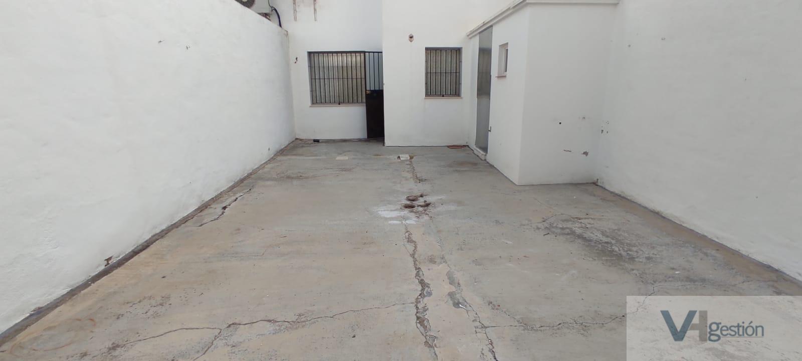 For sale of house in Bornos