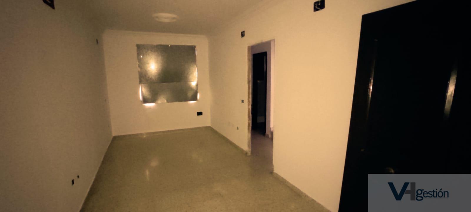 For sale of house in Bornos