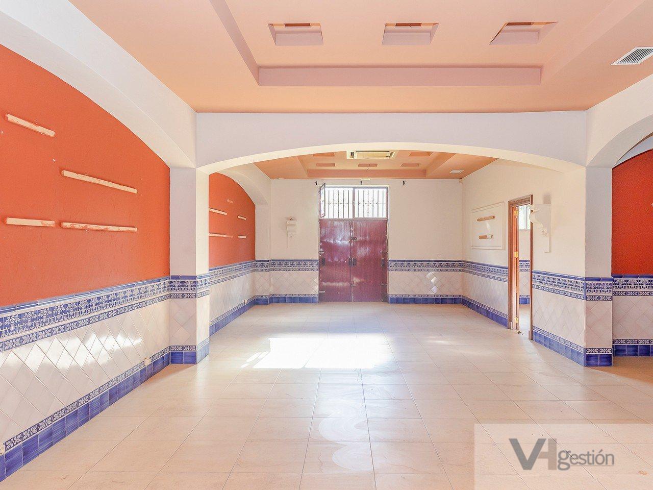 Venta de local comercial en Jerez de la Frontera