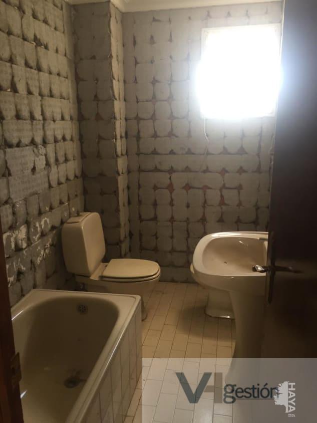 For sale of flat in Cantillana