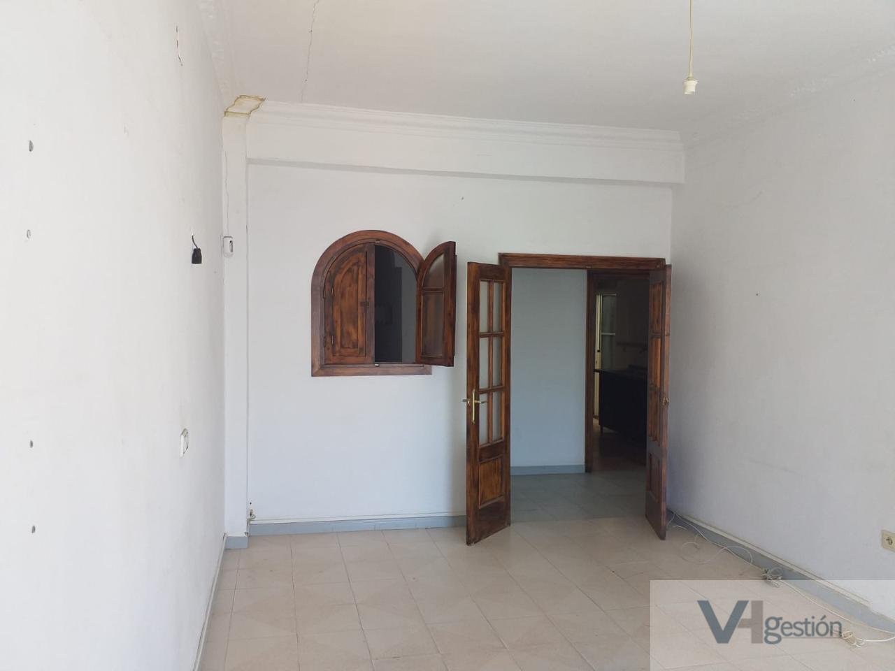 For sale of house in Almonte