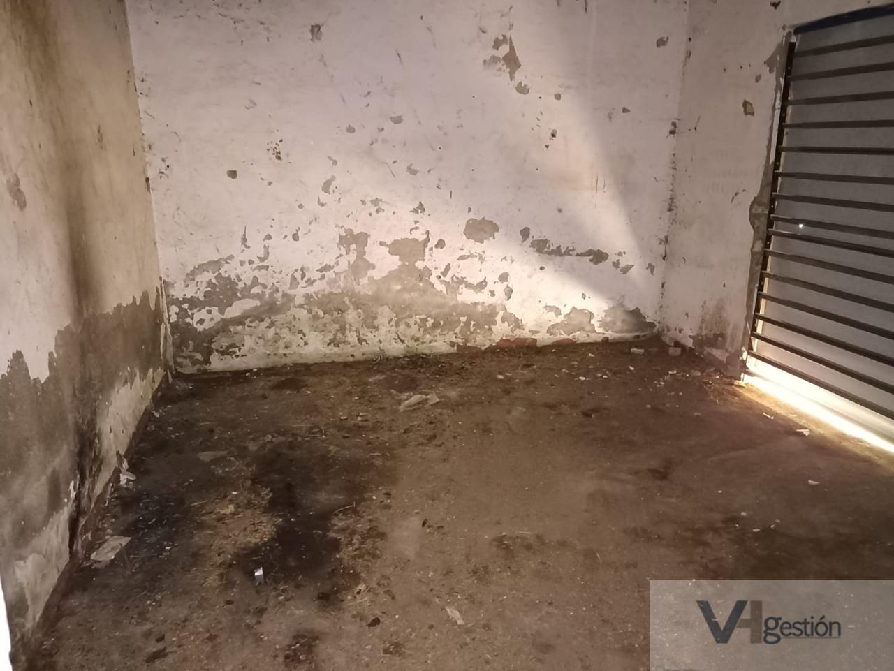 For sale of chalet in Utrera