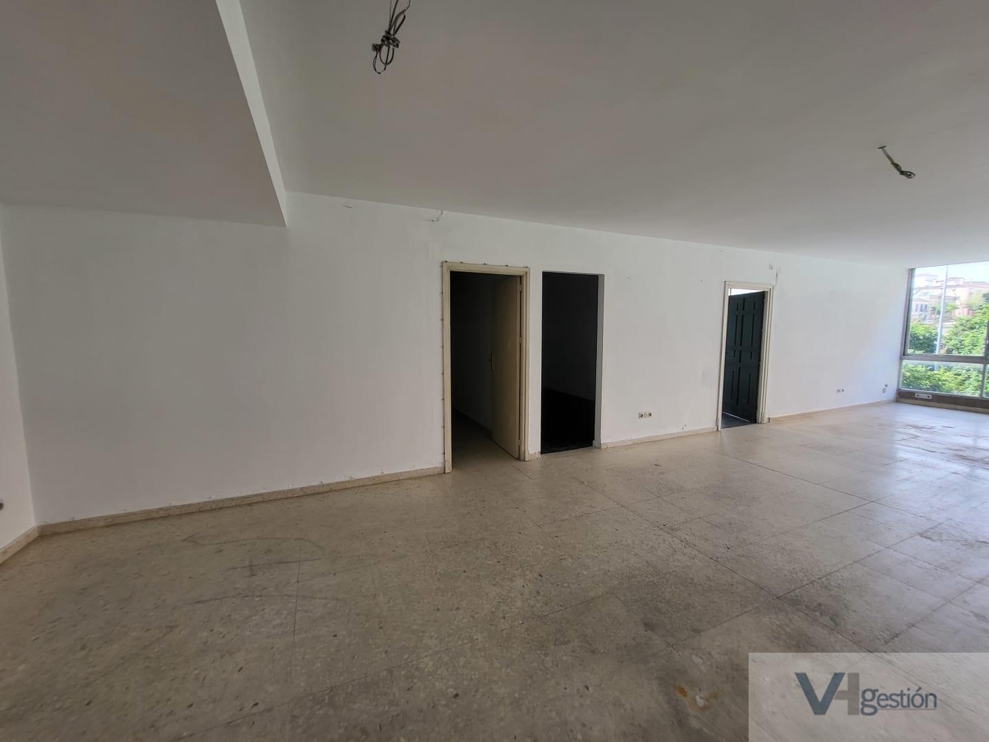 Venta de local comercial en Jerez de la Frontera