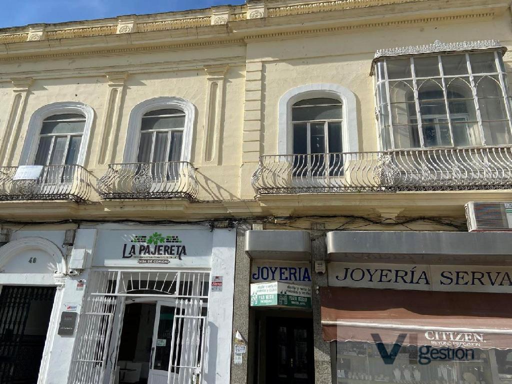 For sale of flat in San Fernando