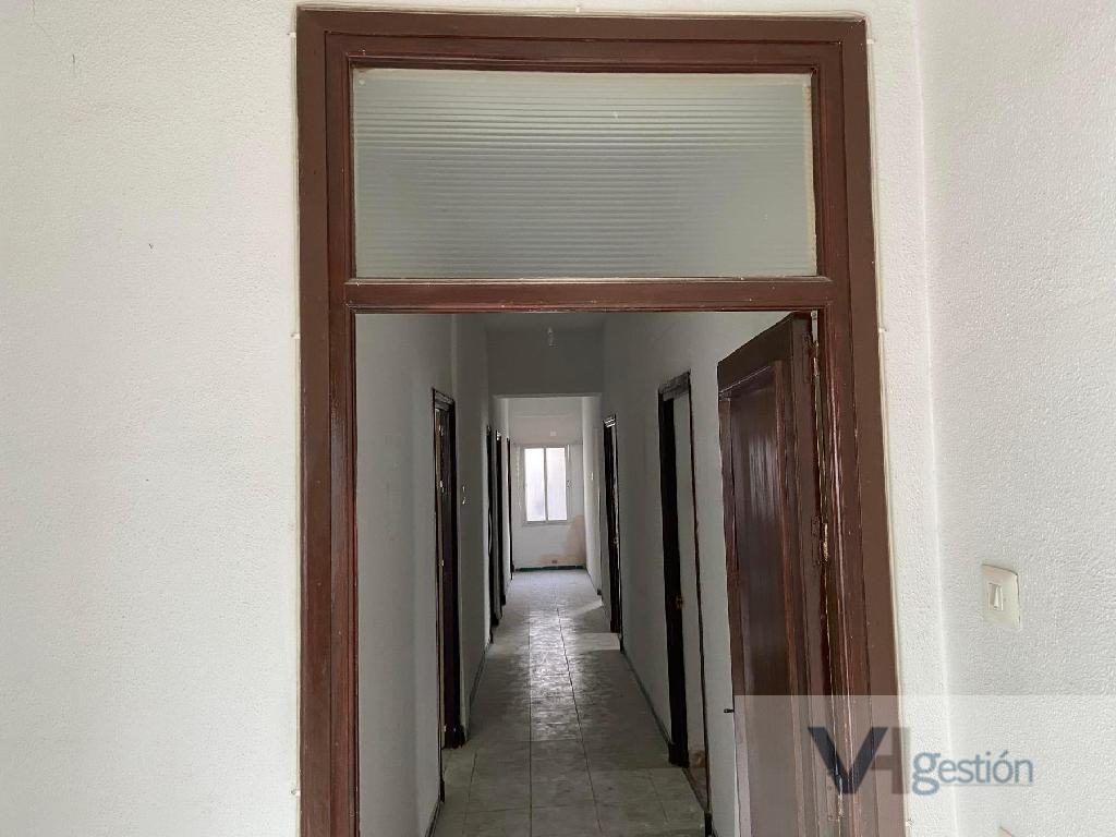 For sale of flat in San Fernando