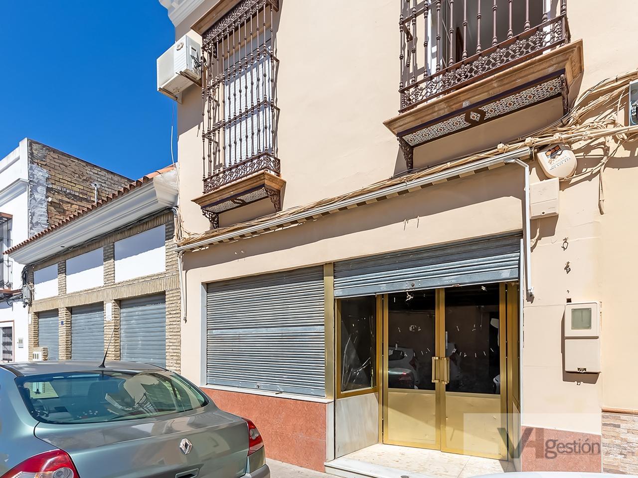 For sale of commercial in Utrera